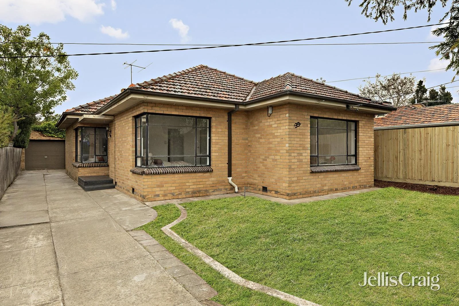 39 St Leonards Avenue, Yarraville VIC 3013