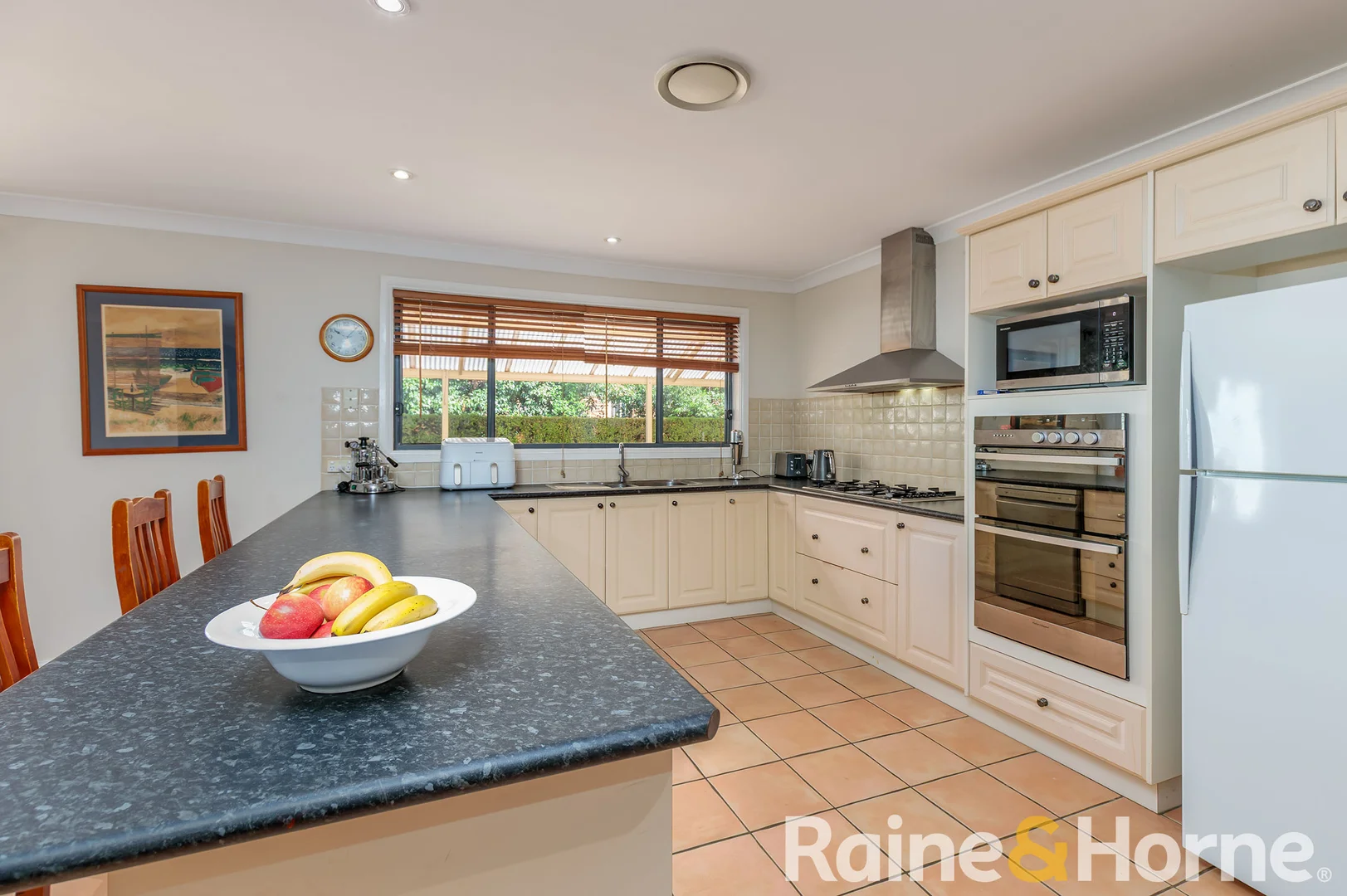 Additional image 3 of 25 Hillcrest Place, Dubbo NSW 2830