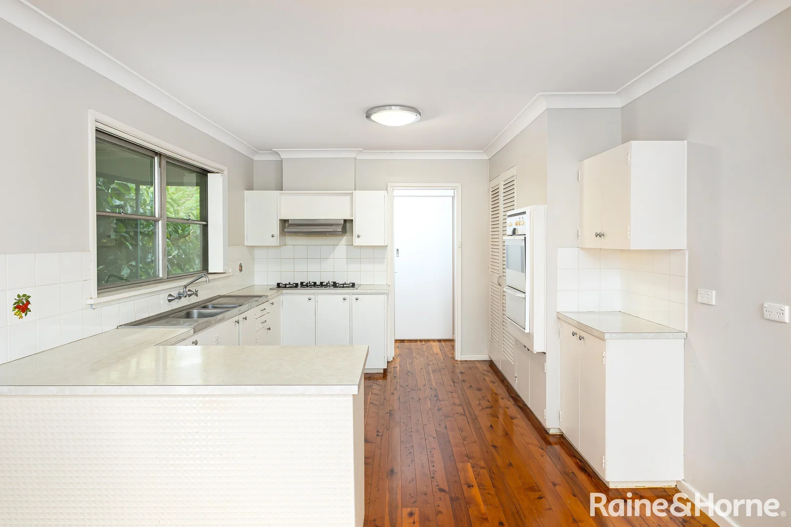 Additional image 5 of 35 Waranga Avenue, Mount Austin NSW 2650