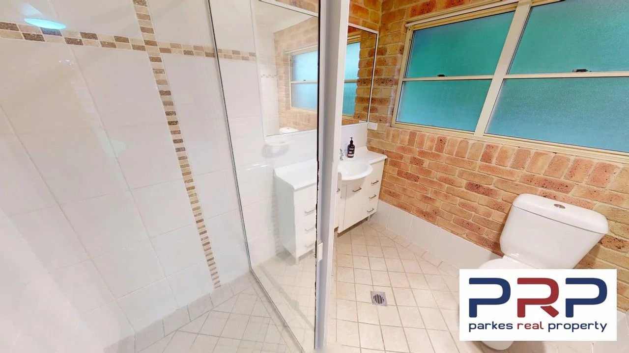 Additional image 13 of 8 Arana Place, Parkes NSW 2870