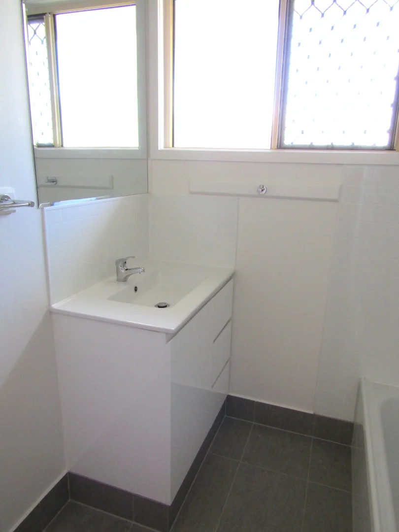 Additional image 13 of 9 Fay Street, Blackwater QLD 4717