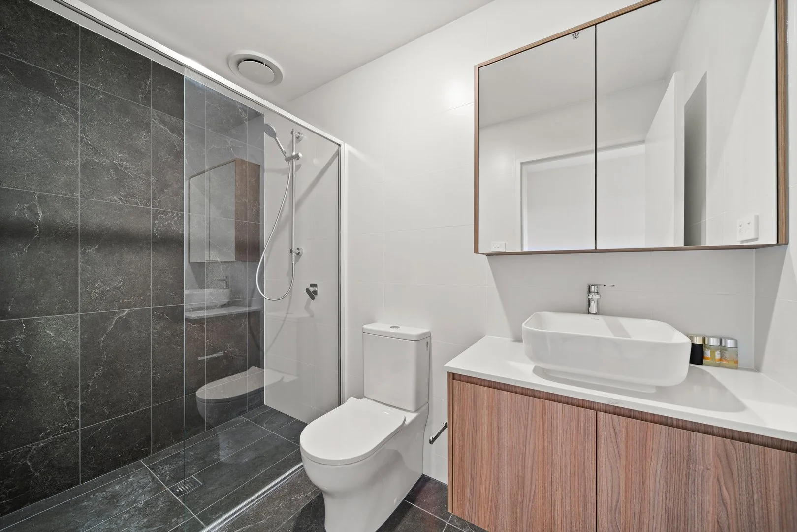 Additional image 9 of 70 Canopus Crescent, Giralang ACT 2617