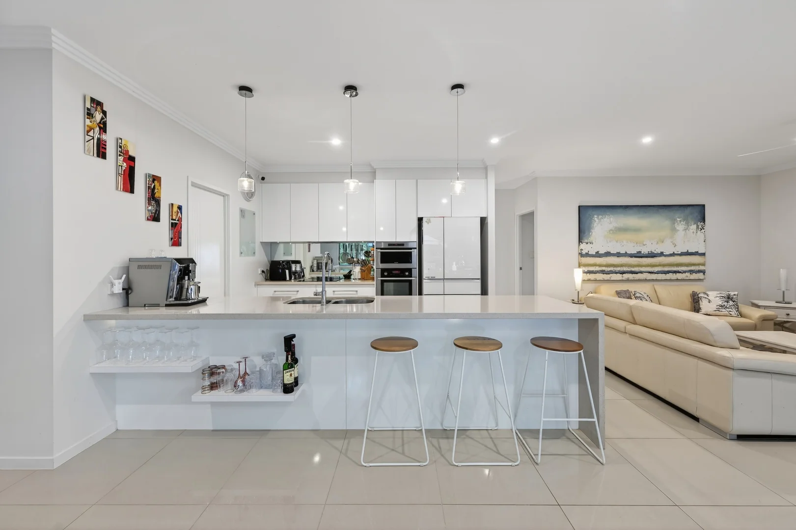 14 Deedes Crescent, Bushland Beach QLD 4818 photo 4
