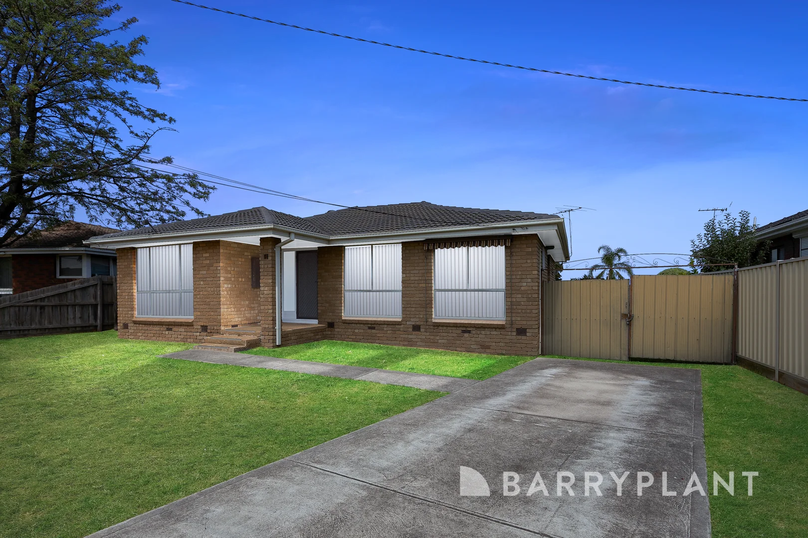 71 Grevillea Road, Kings Park VIC 3021 photo 2