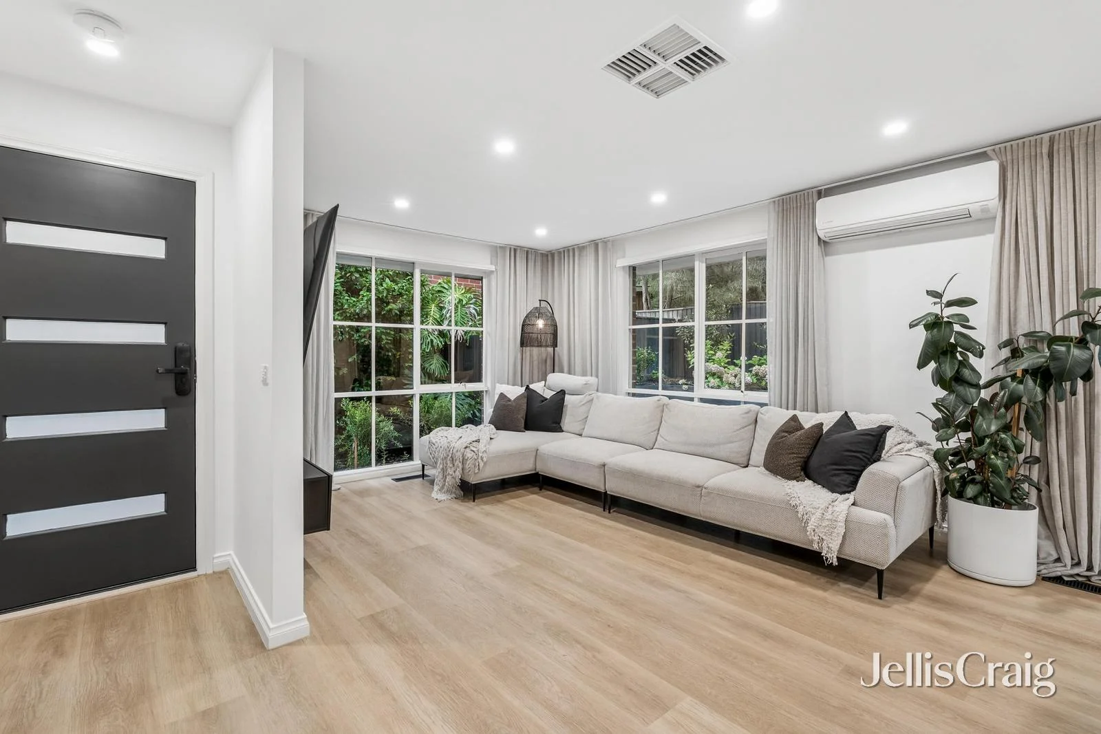Additional image 3 of 1 Woodford Close, Ringwood East VIC 3135