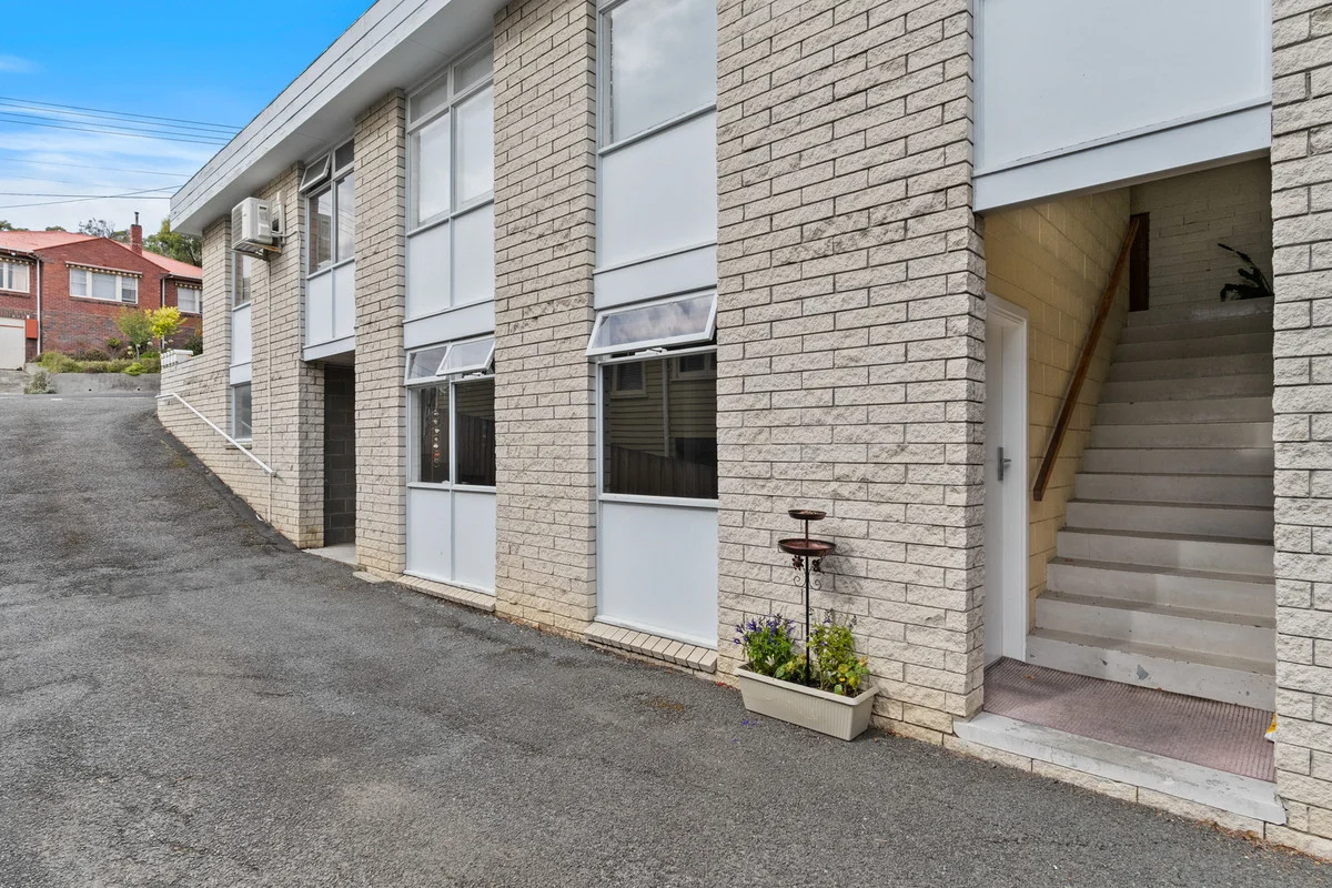 Additional image 2 of 2/38 Oldham Avenue, New Town TAS 7008