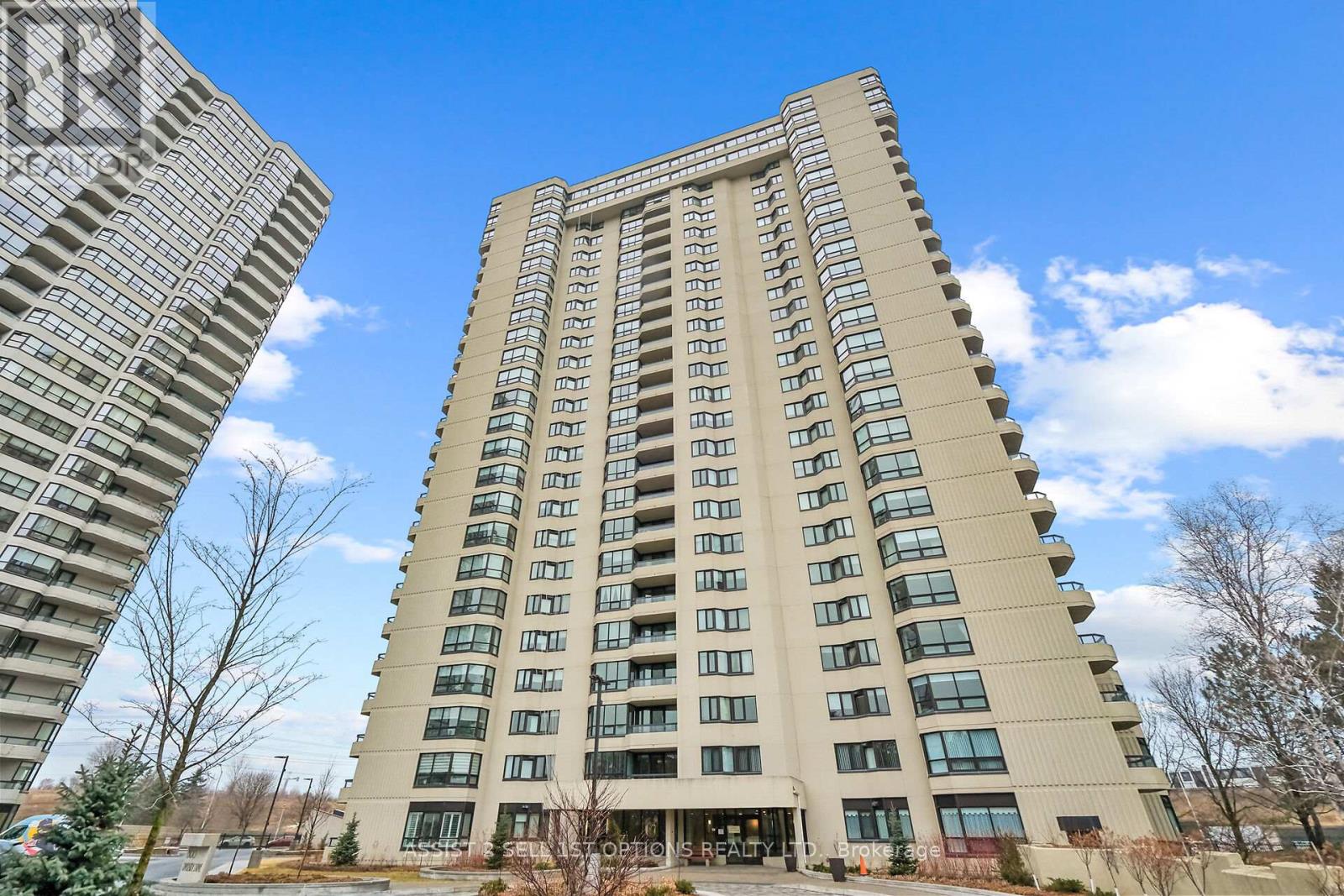 807 - 1500 RIVERSIDE DRIVE