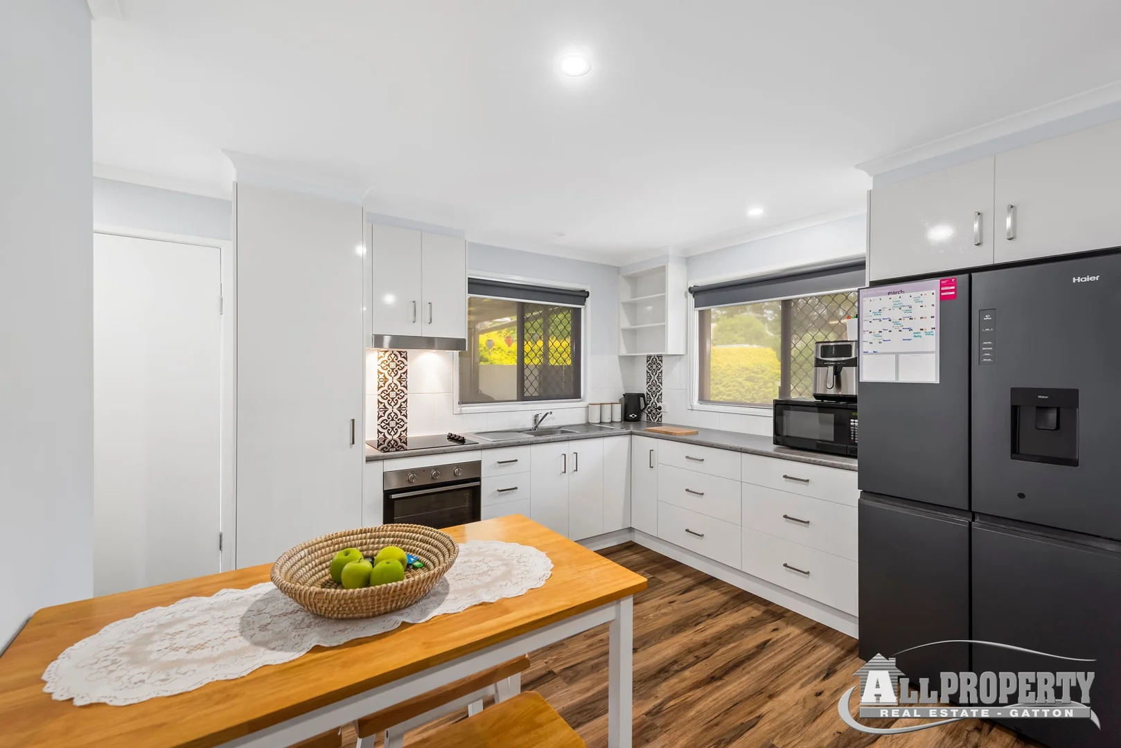 28b Hunter Street, Gatton QLD 4343 photo 3
