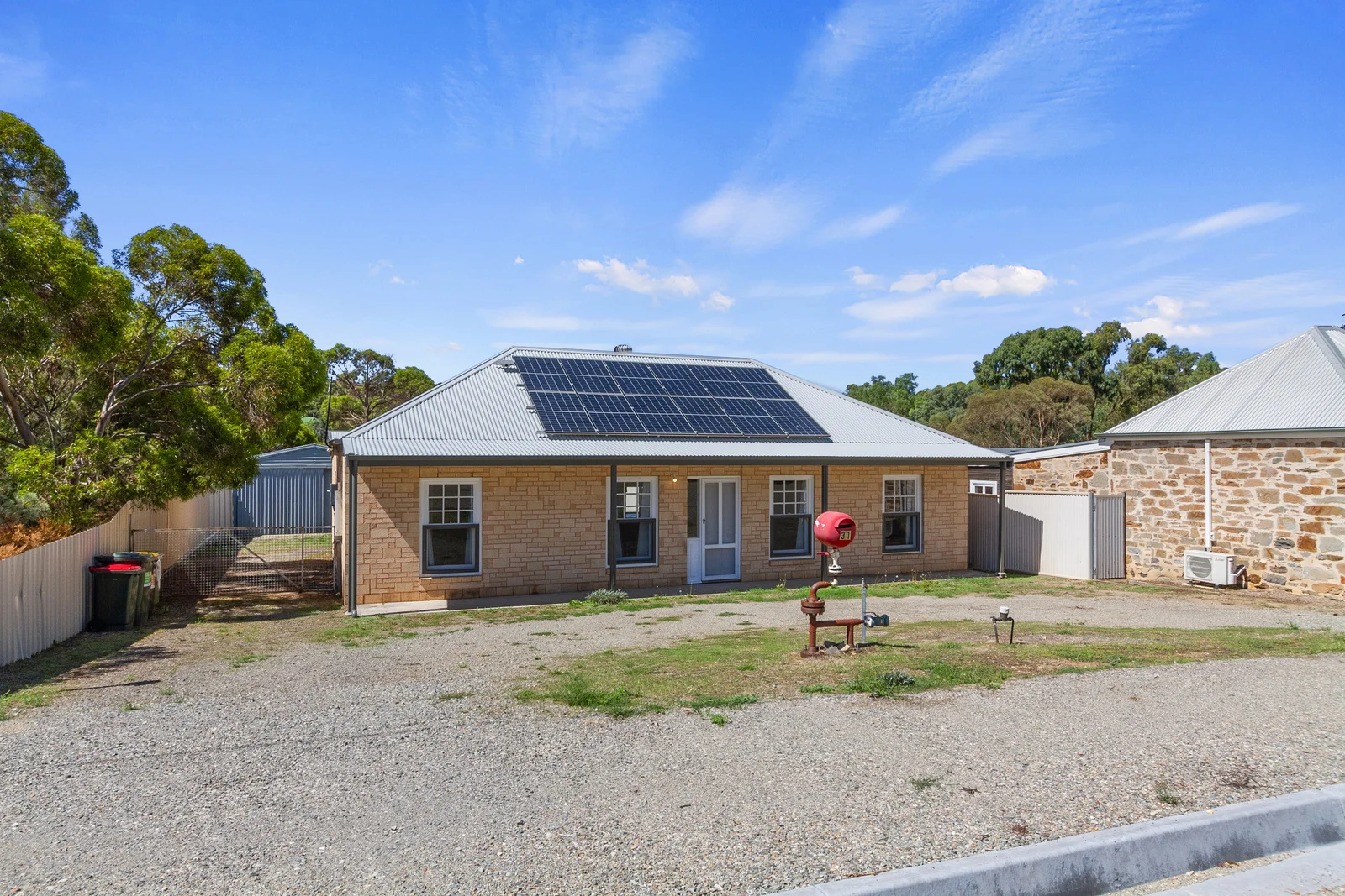 31 Lower Thames Street, Burra SA 5417