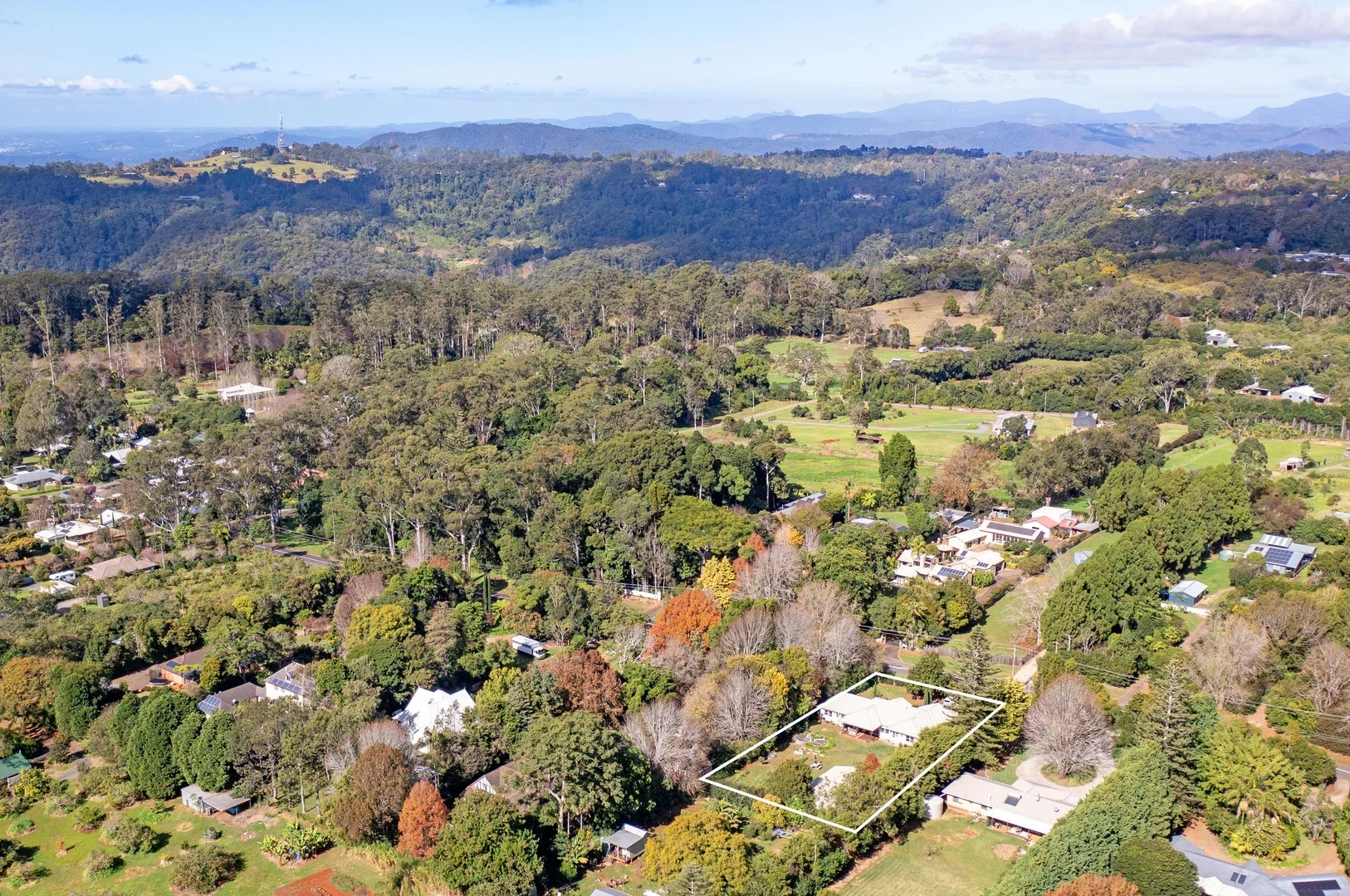 62 Lahey Road, Tamborine Mountain QLD 4272