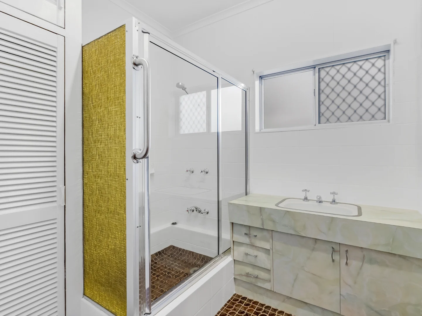 Additional image 16 of 375 Varley Street, Yorkeys Knob QLD 4878