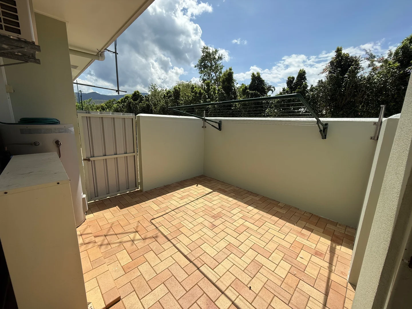 Additional image 30 of 15 Cassia Crescent, Cardwell QLD 4849