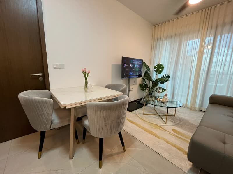57 Normanton Park photo 4