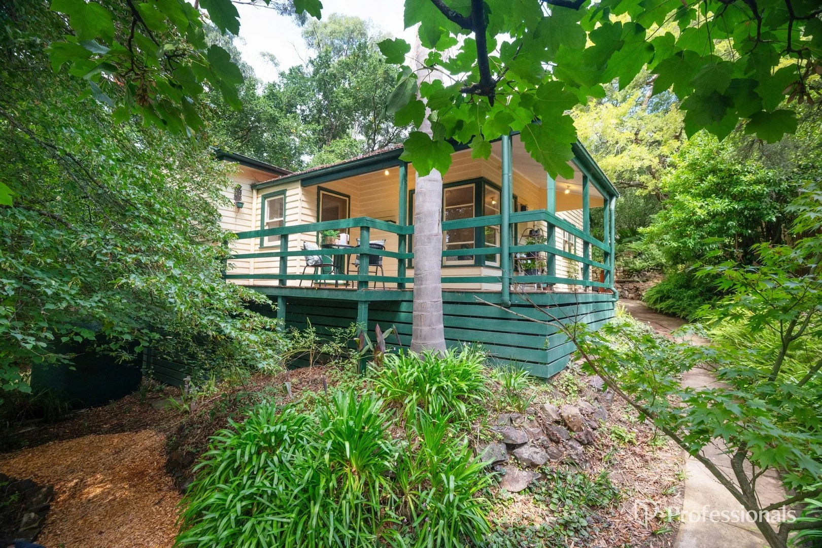 11 Riverside Drive, Warburton VIC 3799