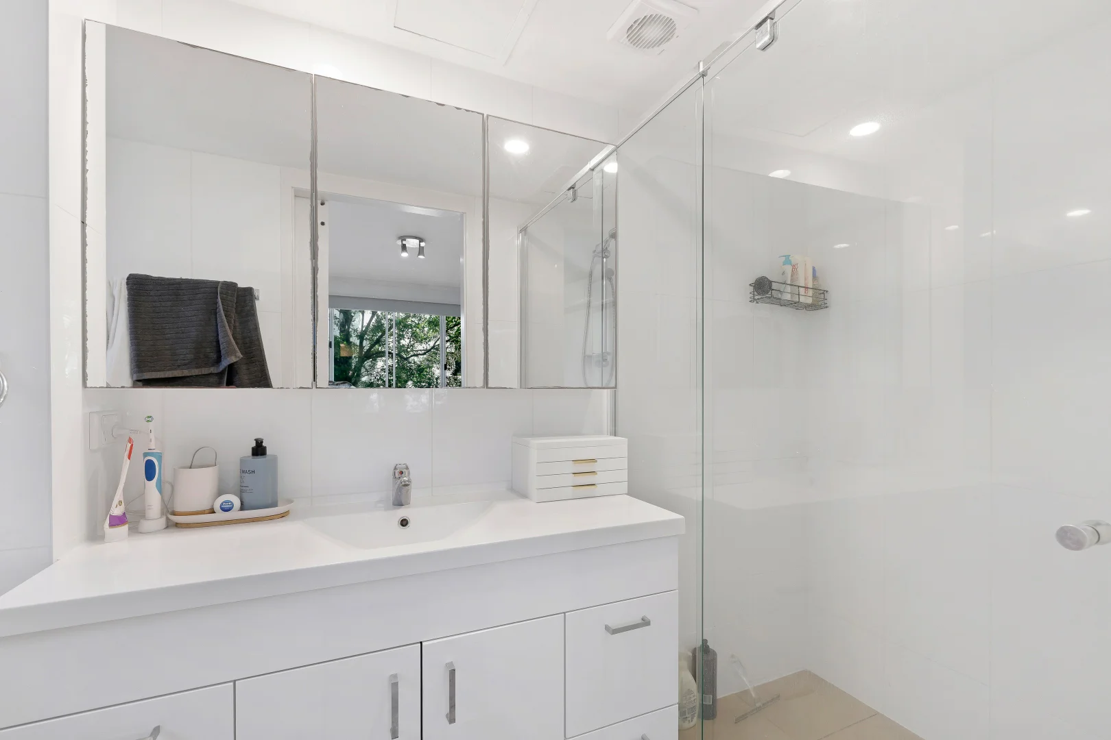 Additional image 12 of 3/24 First Avenue, Broadbeach QLD 4218