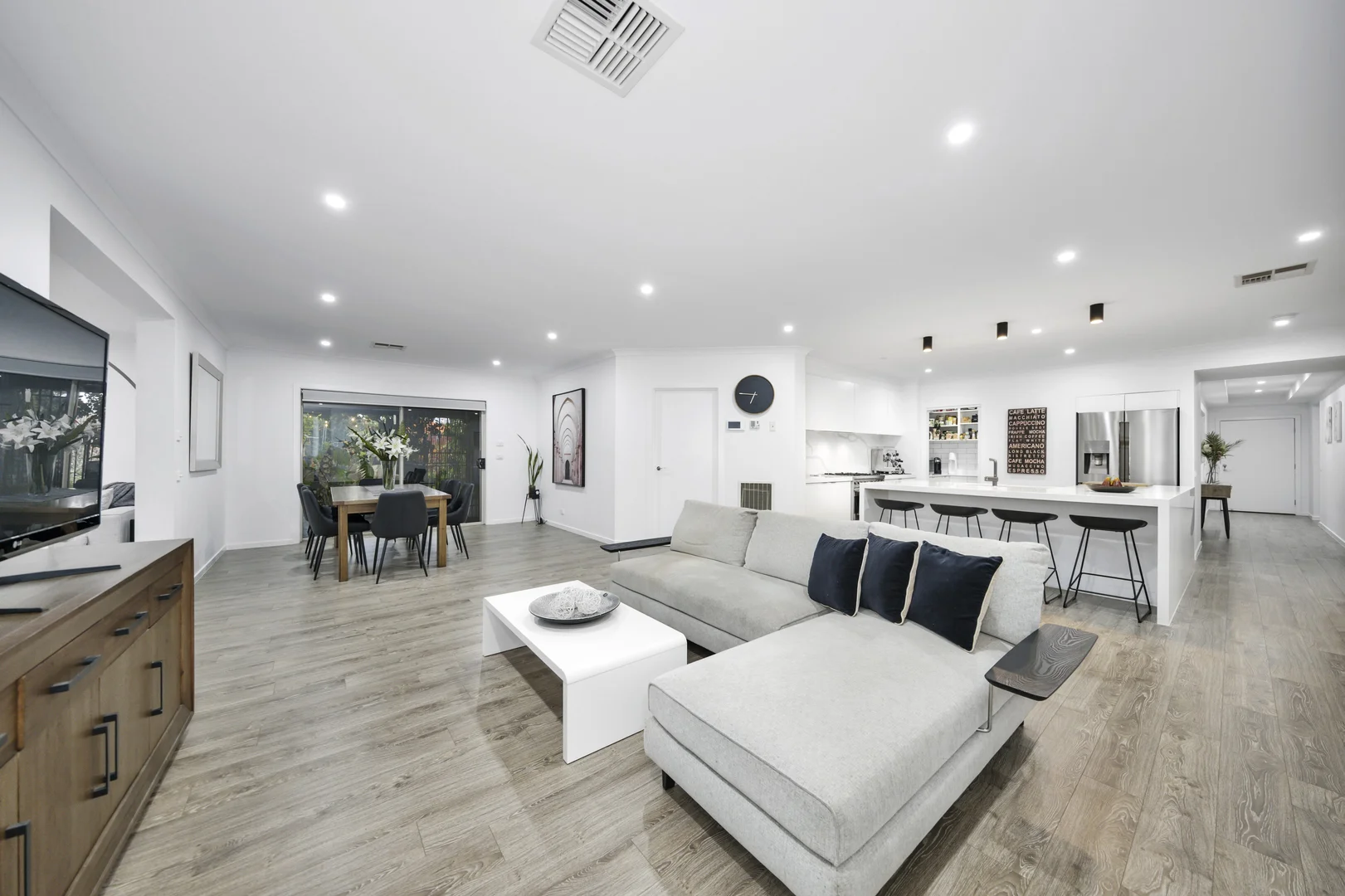 Additional image 10 of 3 MacDonald Place, Taylors Hill VIC 3037