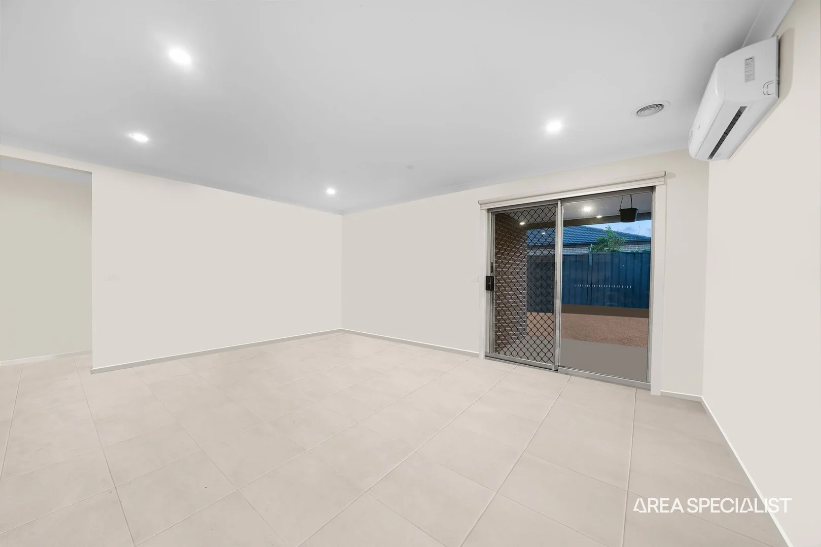 Additional image 10 of 49 Voyager Boulevard, Tarneit VIC 3029