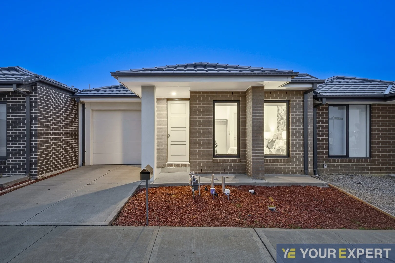 54 Reef Circuit, Clyde VIC 3978