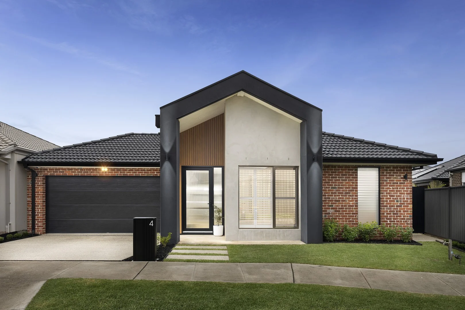 4 Vosges Way, Truganina VIC 3029