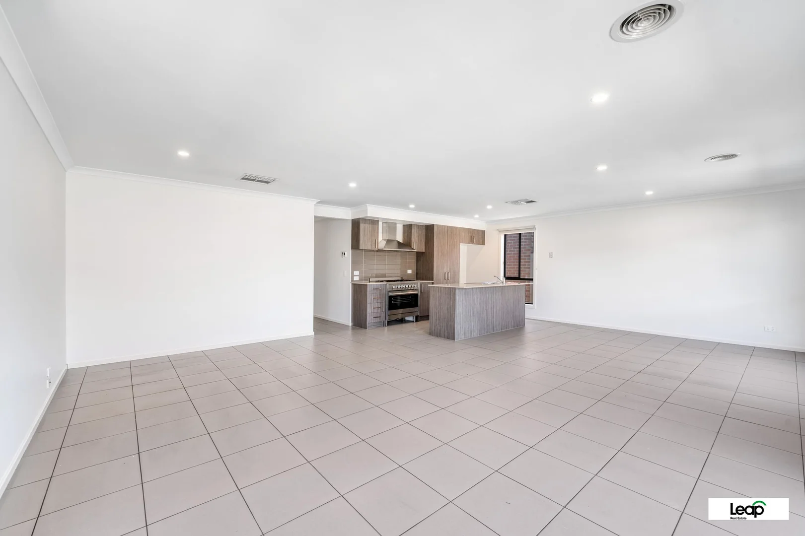 Additional image 9 of 3 Leandon Avenue, Wollert VIC 3750