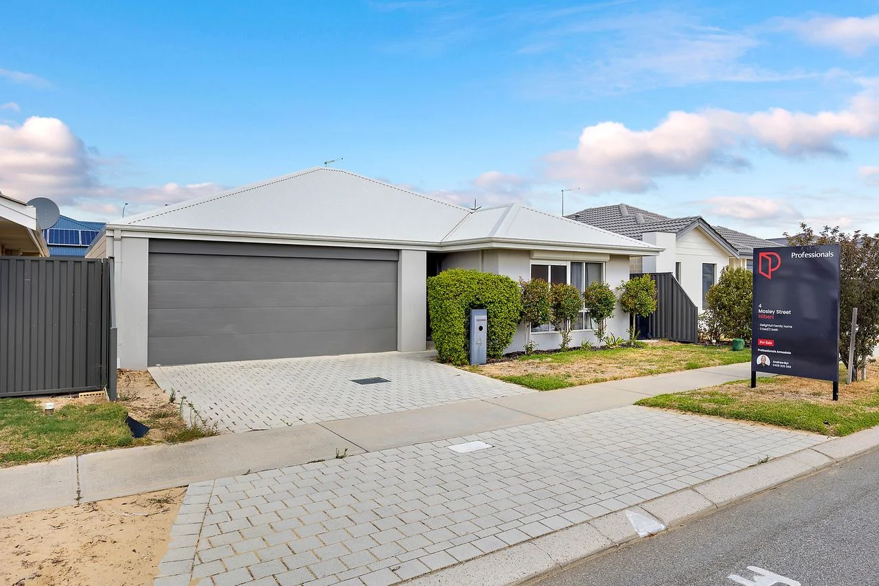 4 Mosley Street, Hilbert WA 6112
