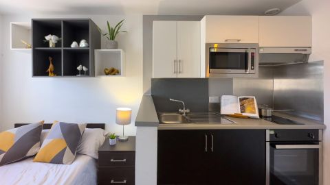 Armada House, Classic Studio, Plymouth PL1, Studio to rent