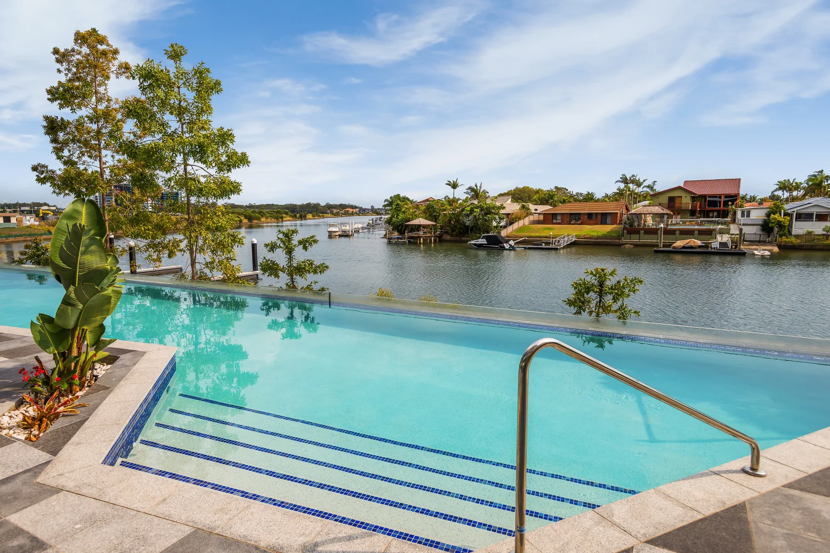 Additional image 20 of 2401/5 Harbourside Court, Biggera Waters QLD 4216