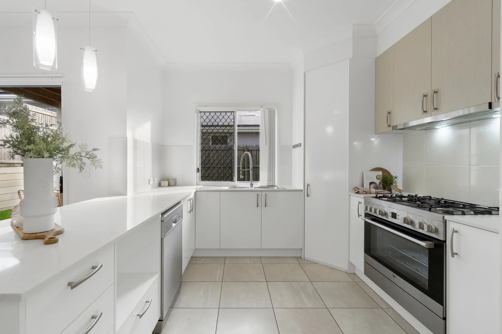Additional image 4 of 15 Santiago Crescent, Spring Mountain QLD 4300