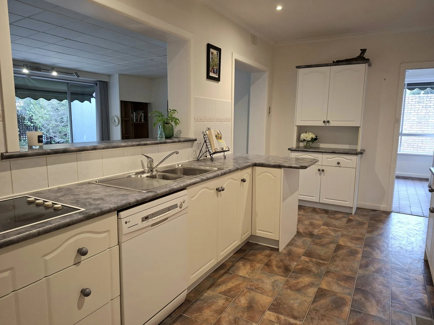 Additional image 8 of 51 Hilda Street, Cheltenham VIC 3192