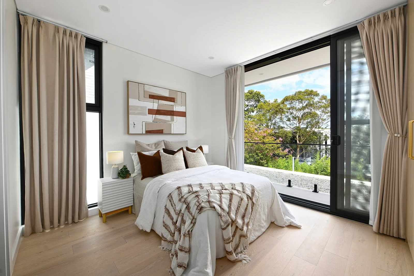 Additional image 9 of 353 Eastern Valley Way, Castle Cove NSW 2069
