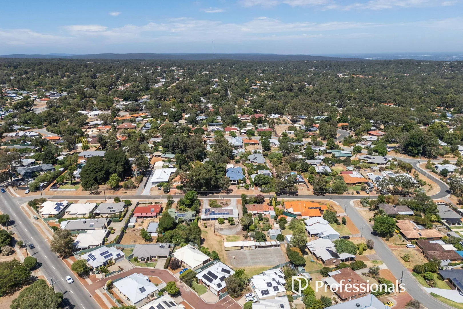 Additional image 20 of 32 Lyndhurst Road, Kalamunda WA 6076