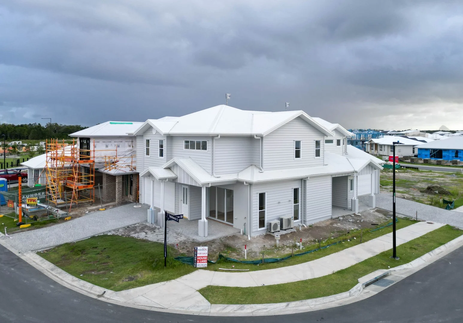 11 Tablelands Cres, Banya QLD 4551