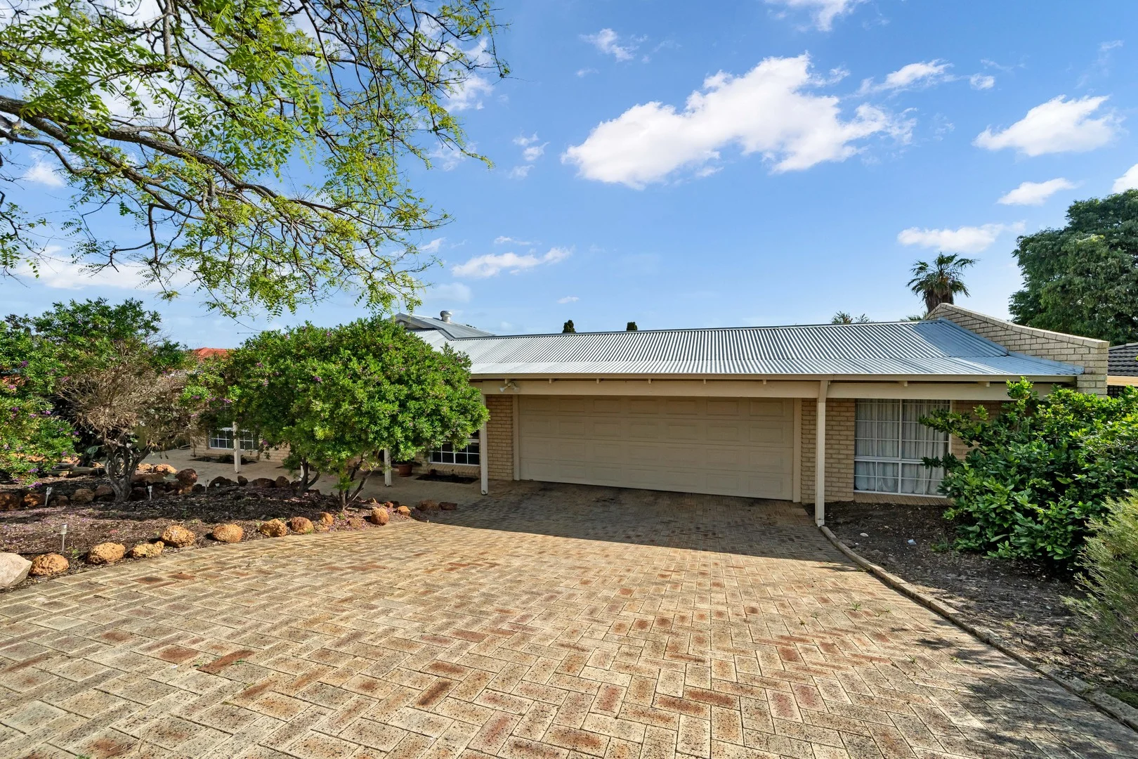 57 Treetop Avenue, Edgewater WA 6027