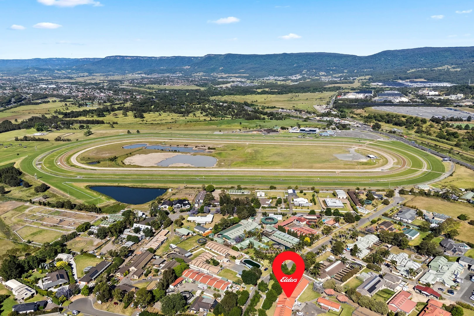 2 Kingston Town Drive, Kembla Grange NSW 2526