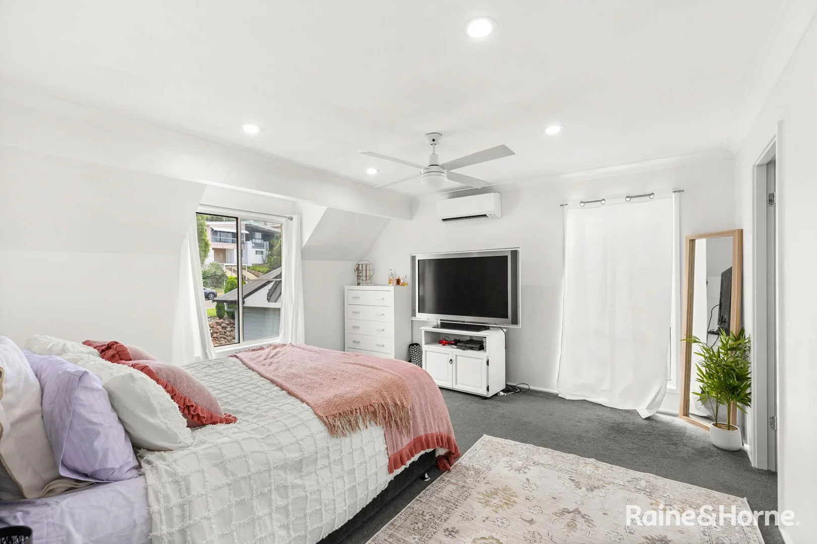 Additional image 8 of 16 Kananook Crescent, Belmont North NSW 2280