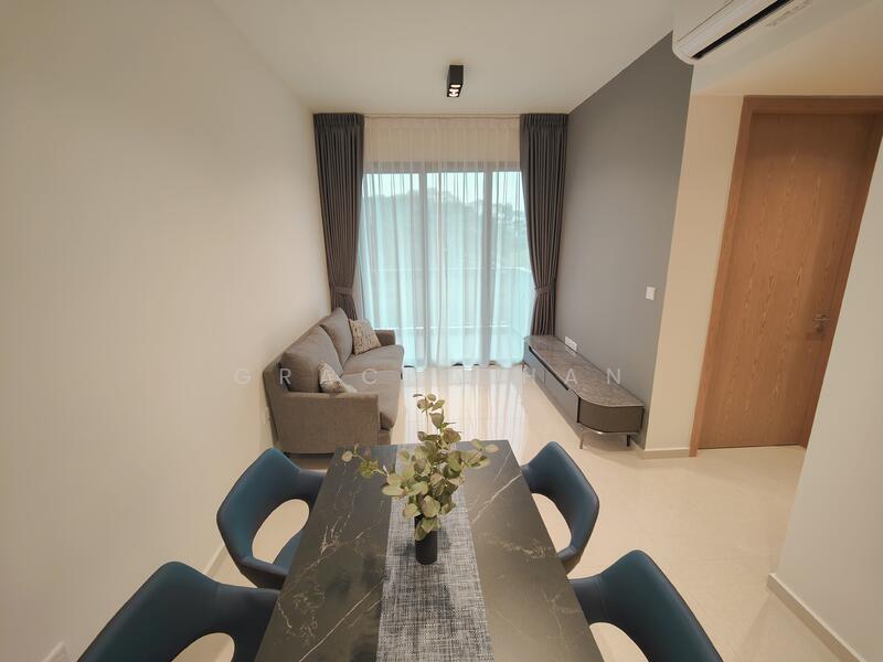 8 Hillview Rise photo 3