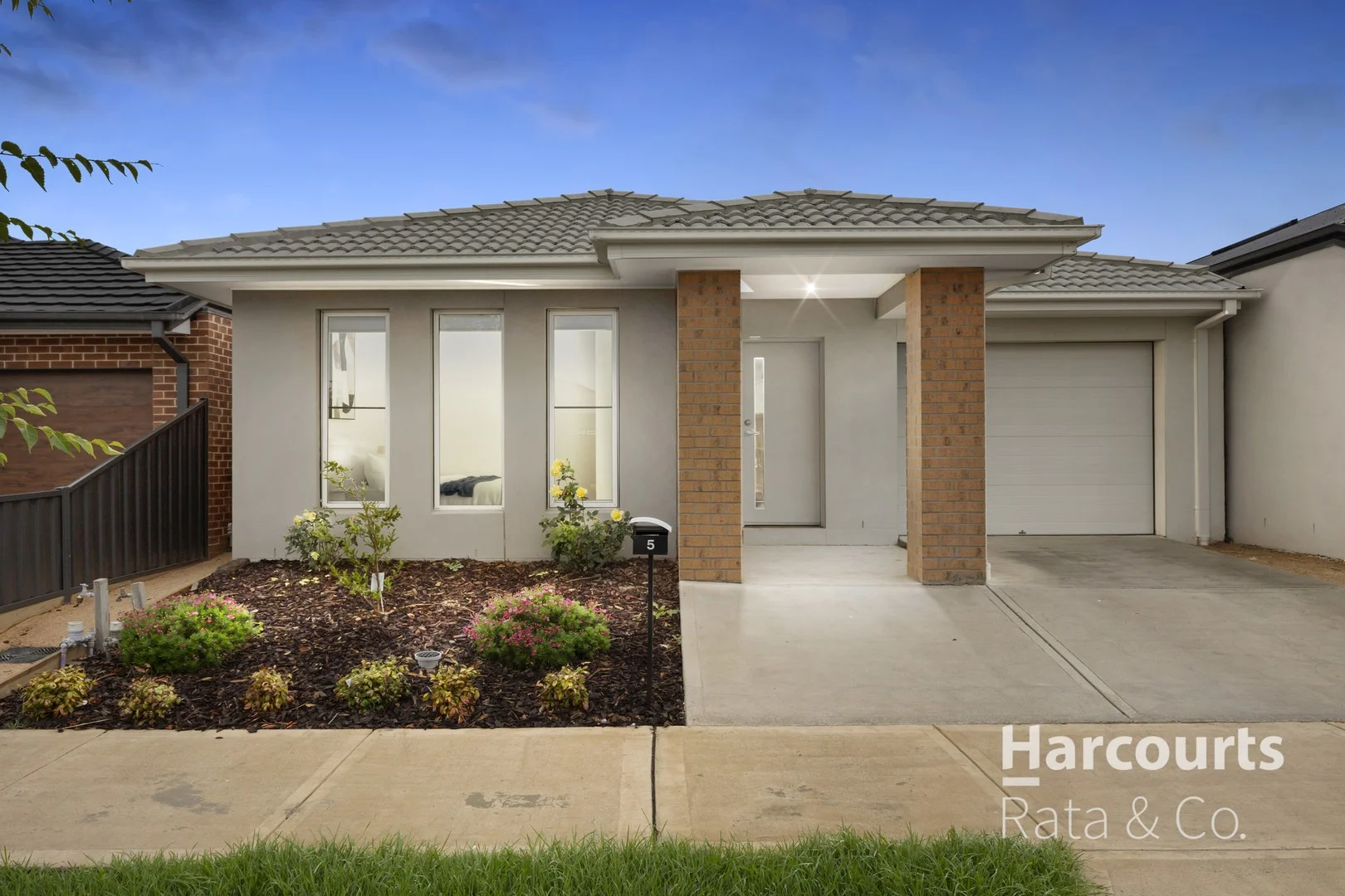 5 Bovine Crescent, Donnybrook VIC 3064