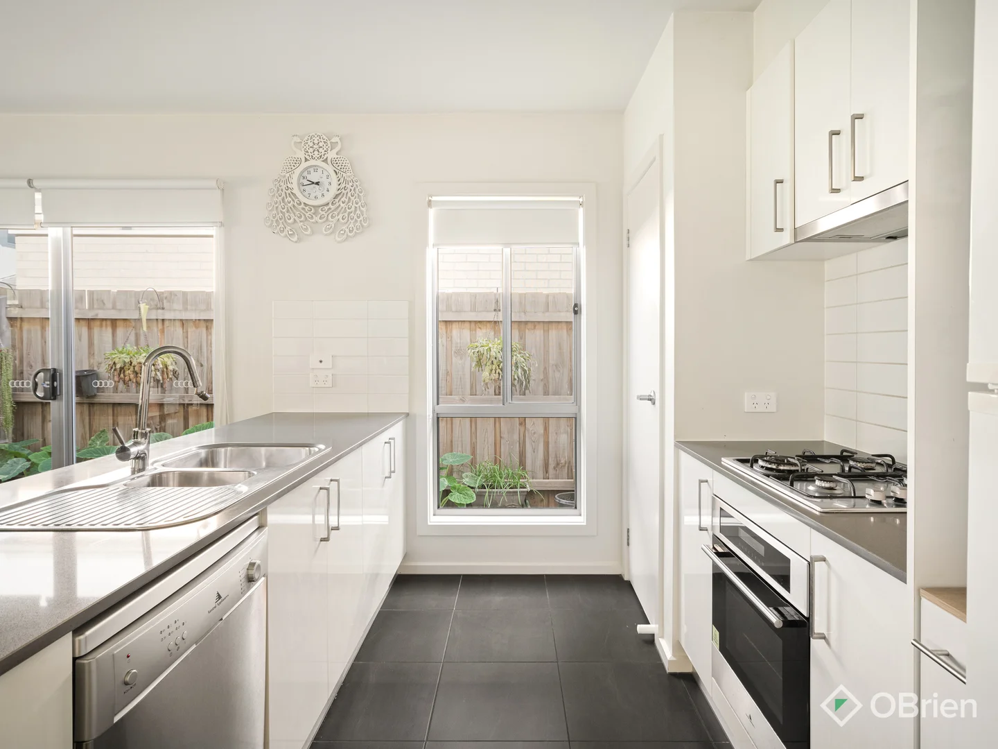 Additional image 3 of 33 Woodright Circuit, Cranbourne VIC 3977