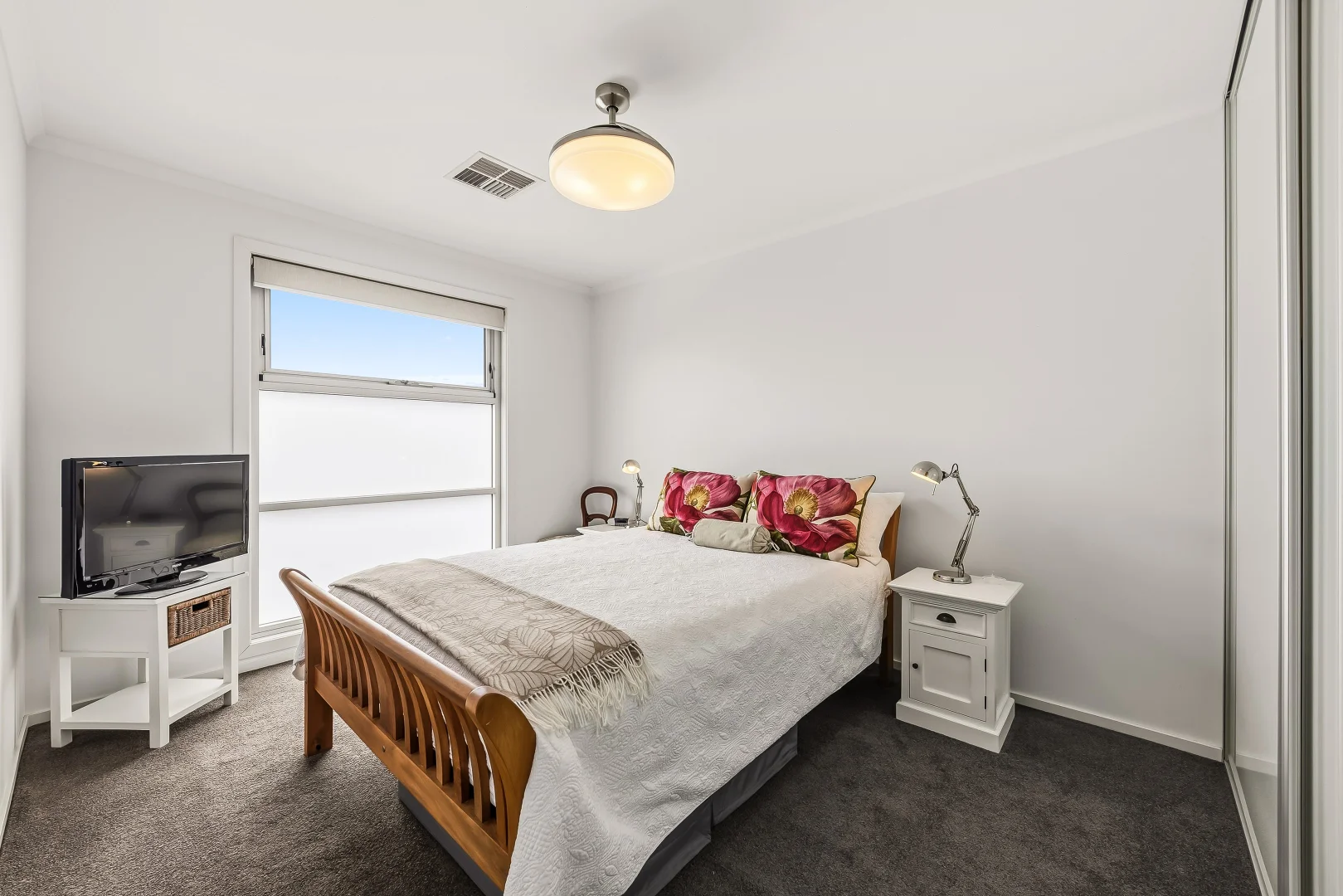 Additional image 15 of 17A Sir John Marks Drive, West Lakes SA 5021