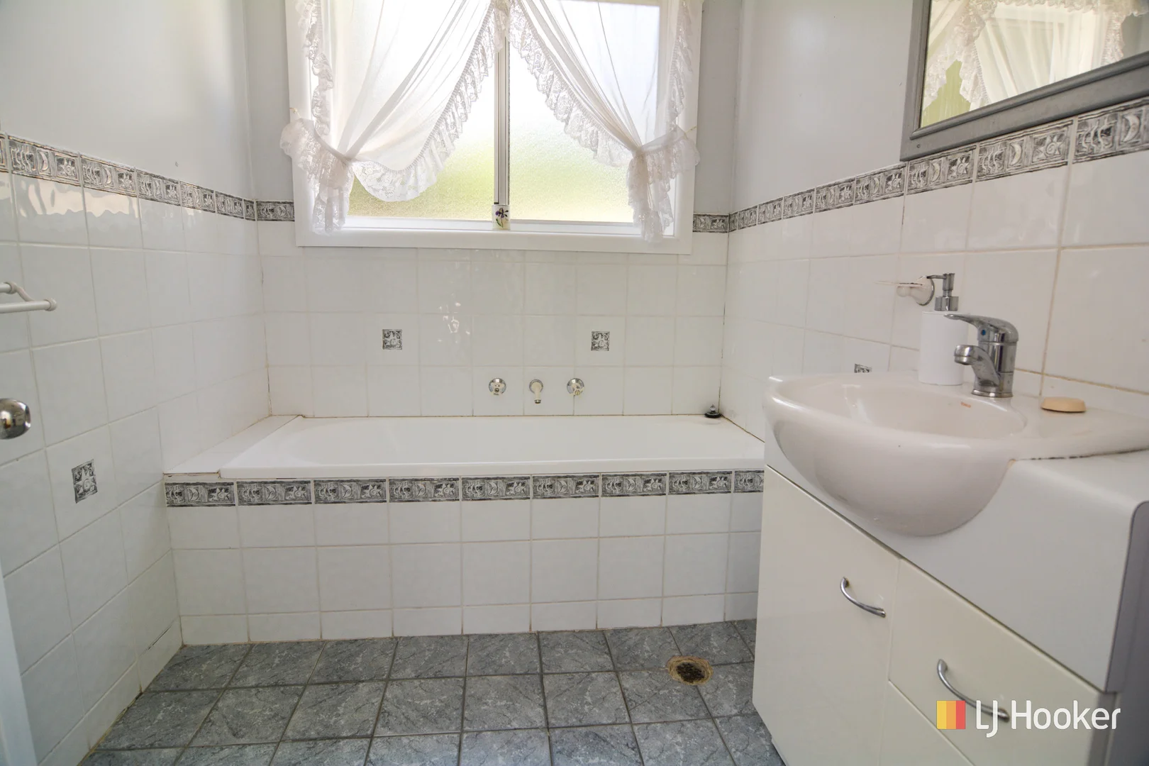 11 Vale Street, Portland NSW 2847 photo 3