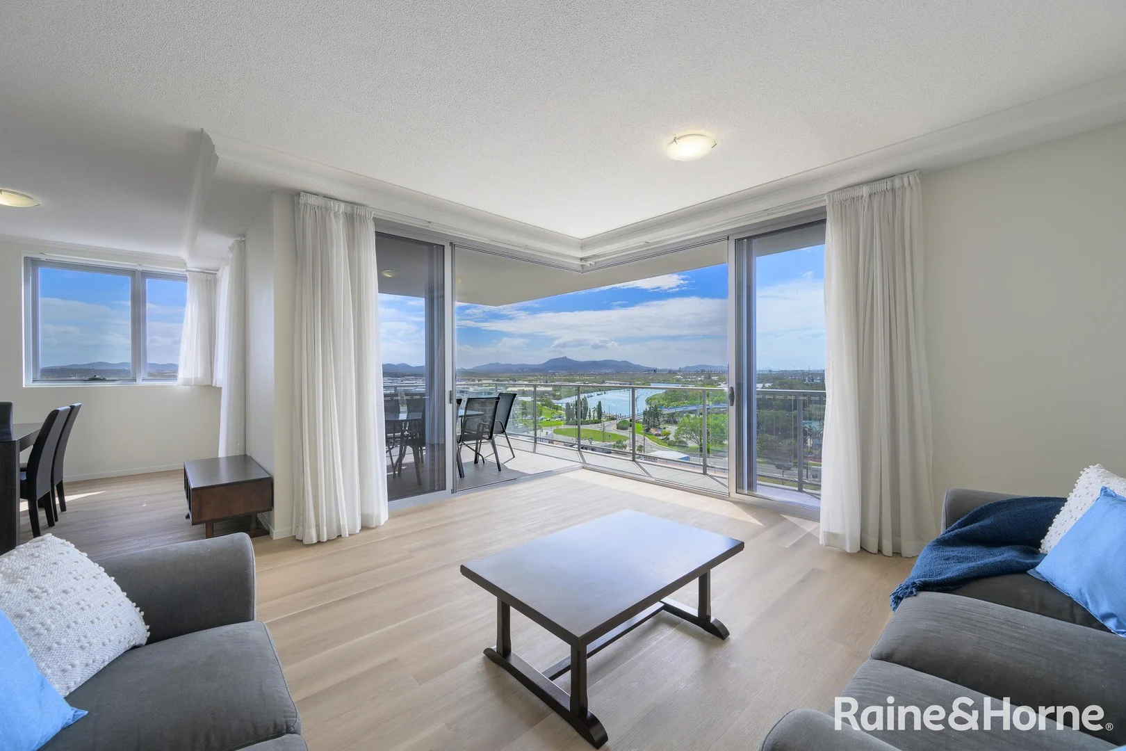 61/30 Goondoon Street, Gladstone Central QLD 4680