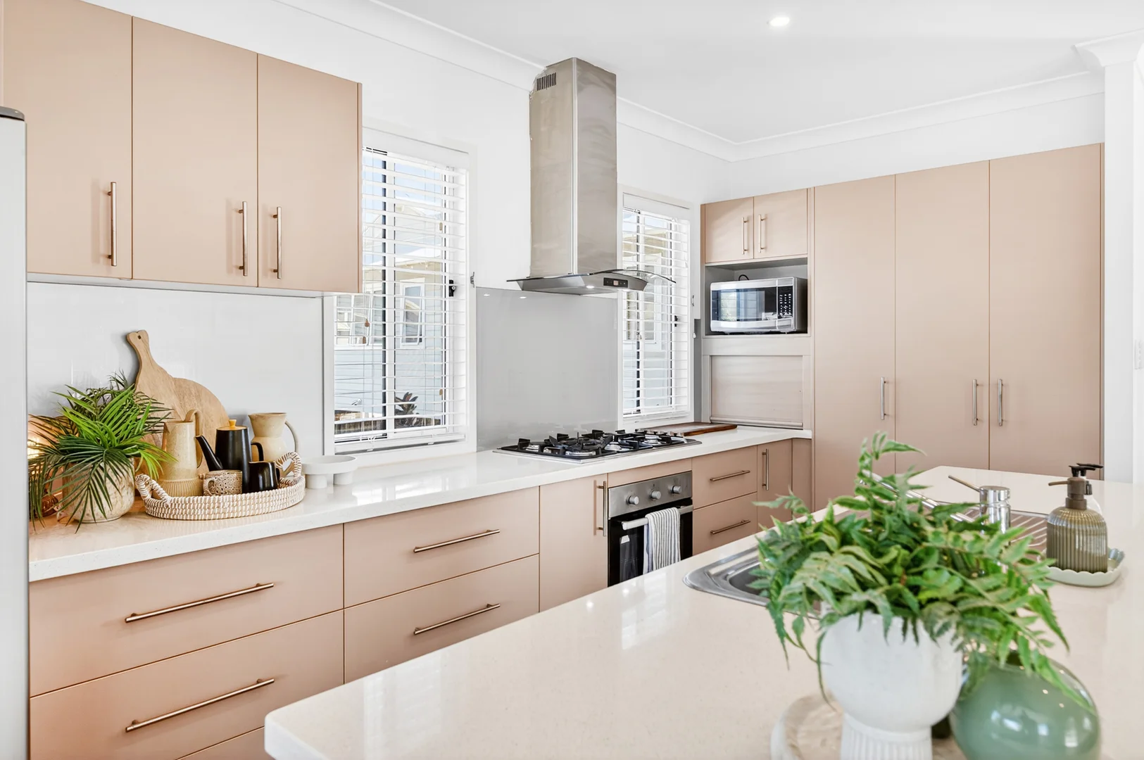 Additional image 29 of 1/18 Twelfth Avenue, Palm Beach QLD 4221