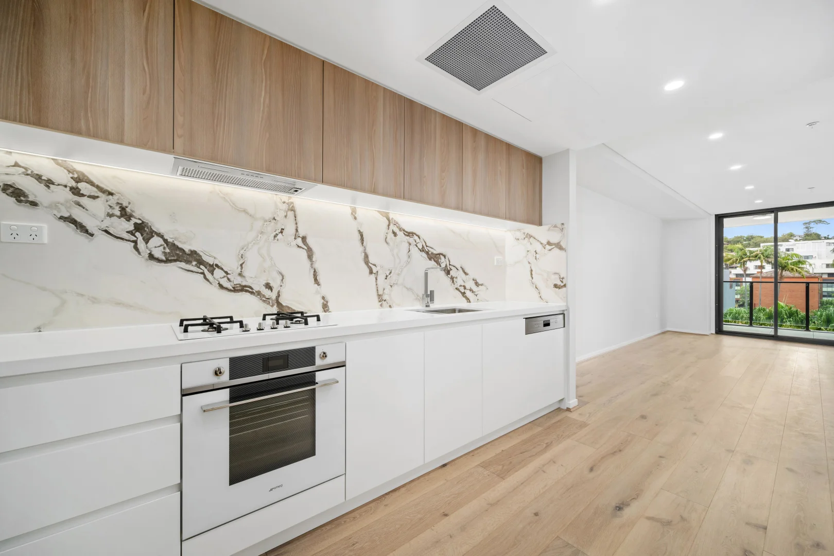 306a/8 Oaks Avenue, Dee Why NSW 2099 photo 4