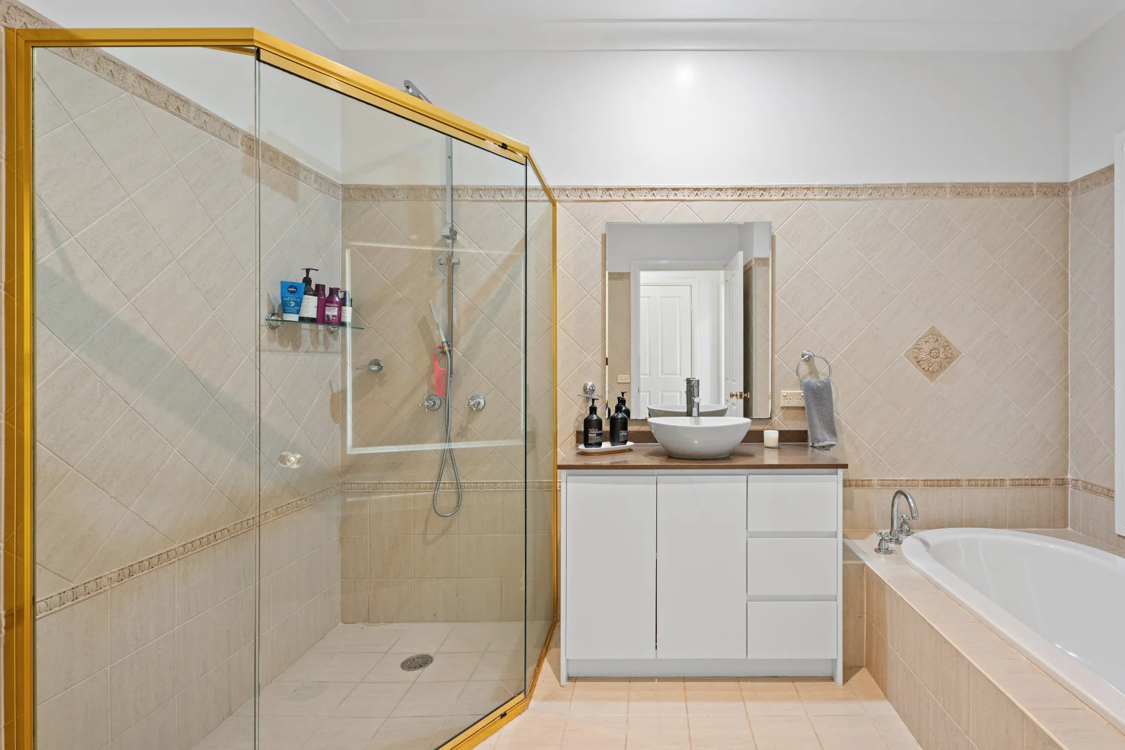 Additional image 18 of 345 Ninth Avenue, Llandilo NSW 2747