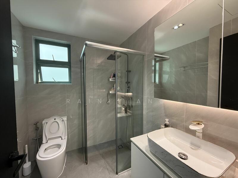 Additional image 9 of 136C Hillview Avenue