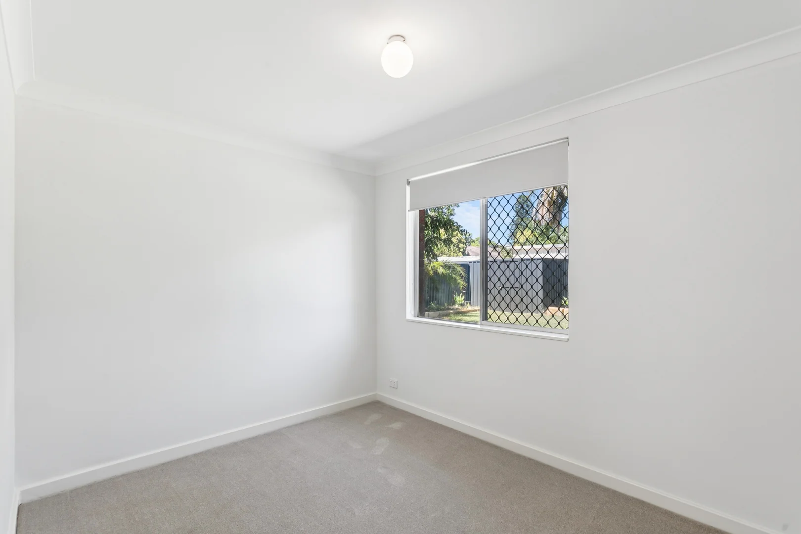 Additional image 12 of 52 Shillington Way, Thornlie WA 6108