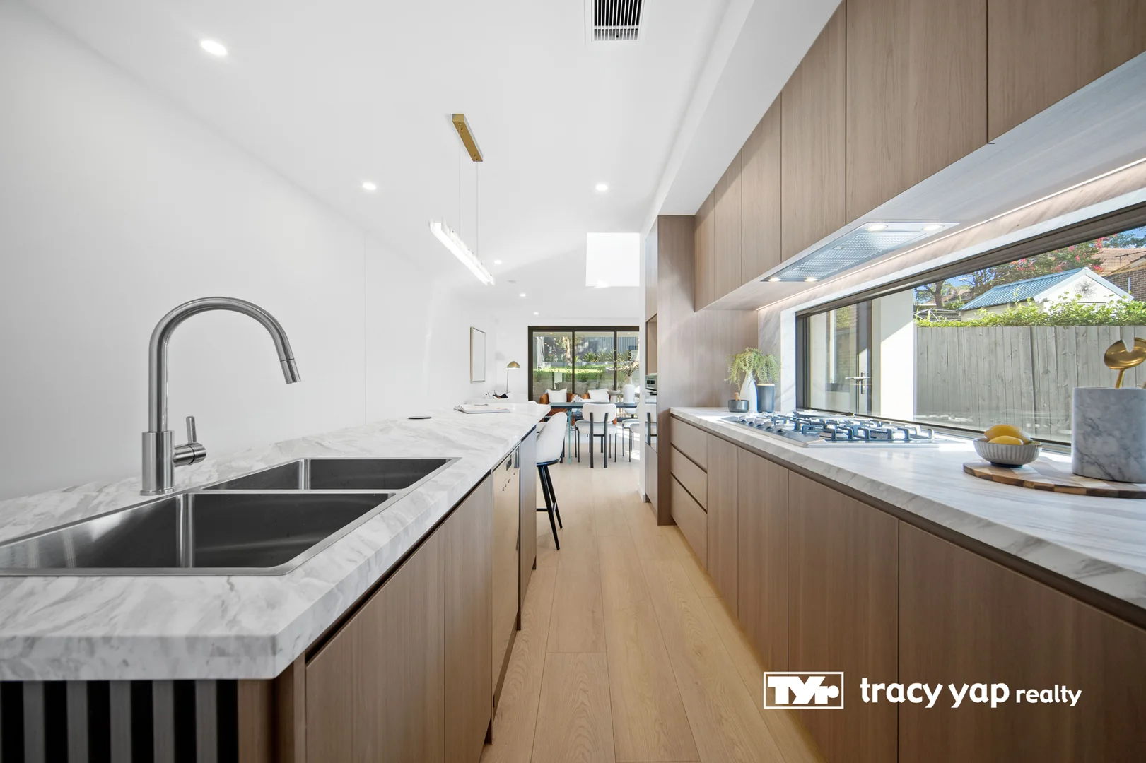 16B Myra Avenue, Ryde NSW 2112 photo 2