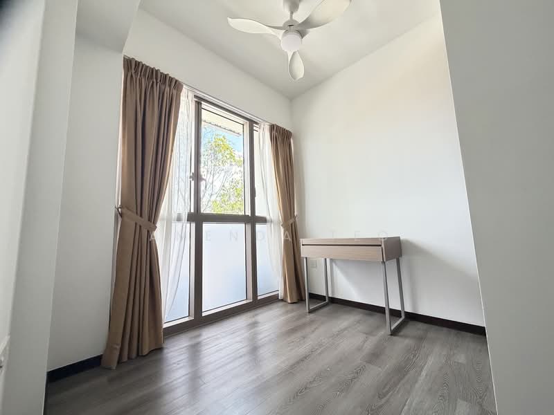 8 Pasir Ris Drive 8 photo 4