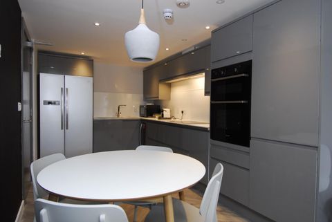 Cornwall Heights Apt 3, Plymouth PL1