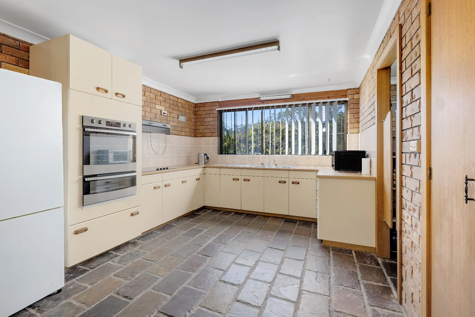 Additional image 2 of 25 Bay Street, Dunbogan NSW 2443